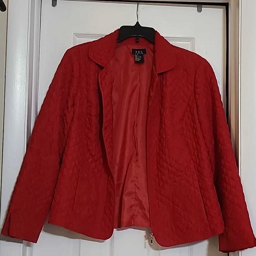 Clothes - Picture 2 of 3